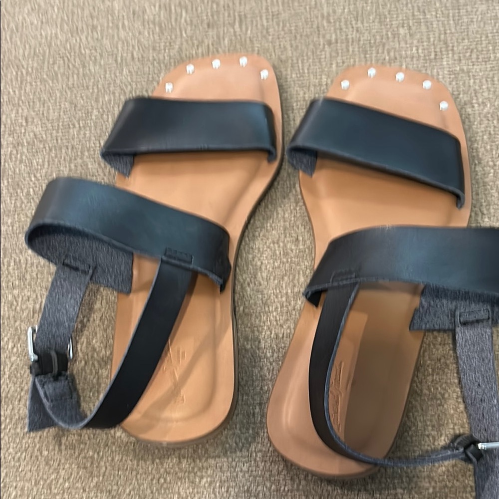 Stylish Black Sandals